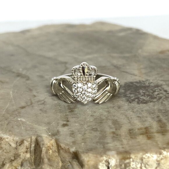 Milor Sterling Silver 925 Italy Pave Cubic Zirconia Heart Claddagh Band Ring - Picture 4 of 15